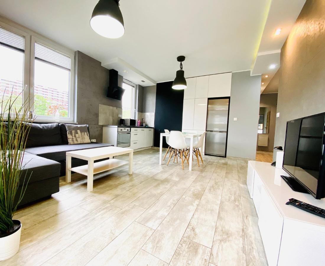 Wrocapartments Starcenter - Parking Free Wroclaw Ngoại thất bức ảnh