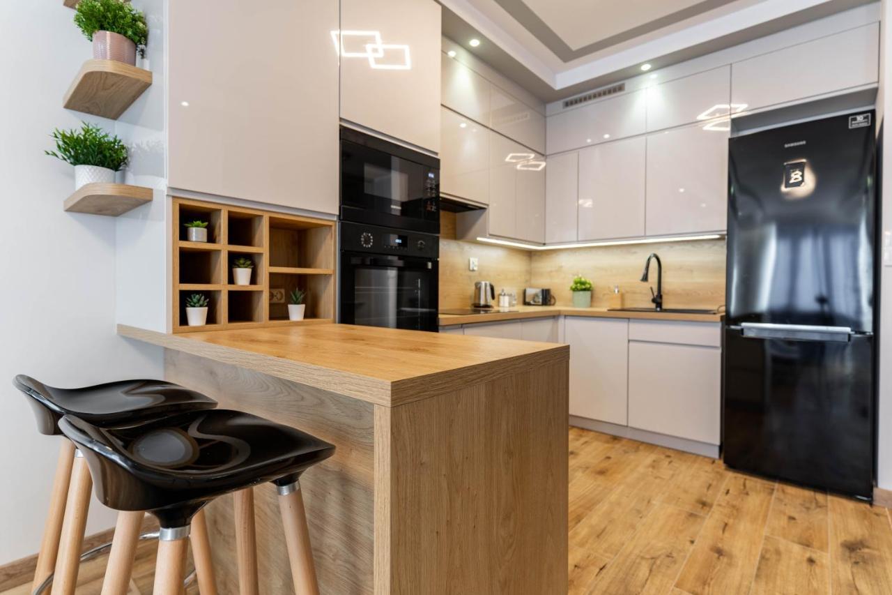 Wrocapartments Starcenter - Parking Free Wroclaw Ngoại thất bức ảnh